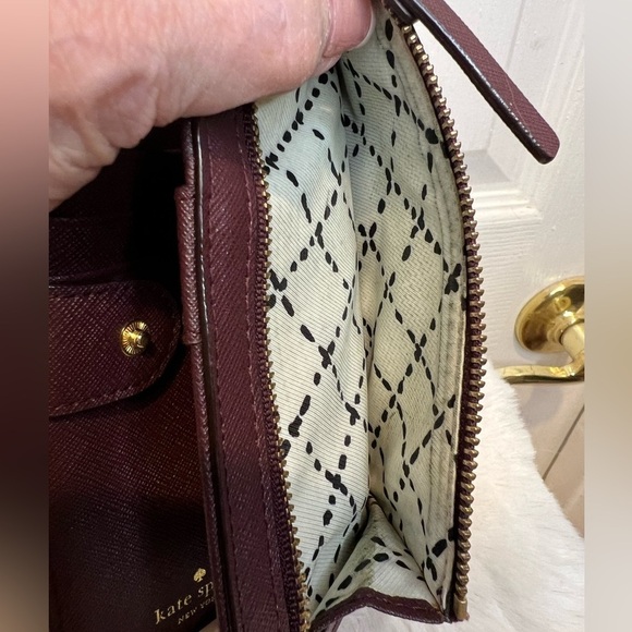 KATE SPADE NEW YORK CAMERON SLIM BIFOLD WALLET - Picture 11 of 16